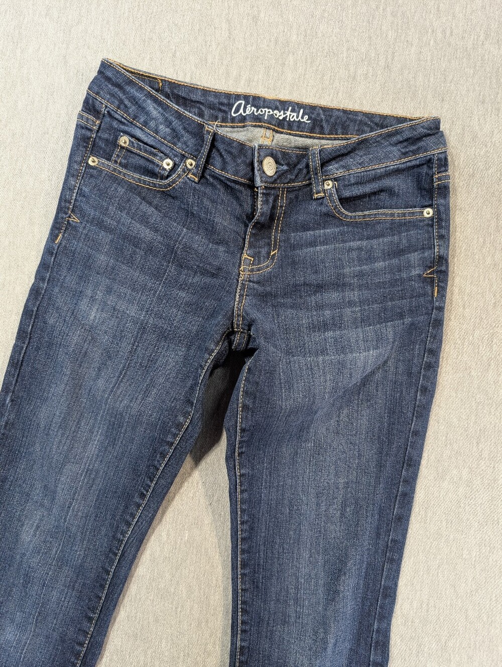 Aeropostale Bayla Skinny Jeans Women's 2 Regular Blue Whiskering